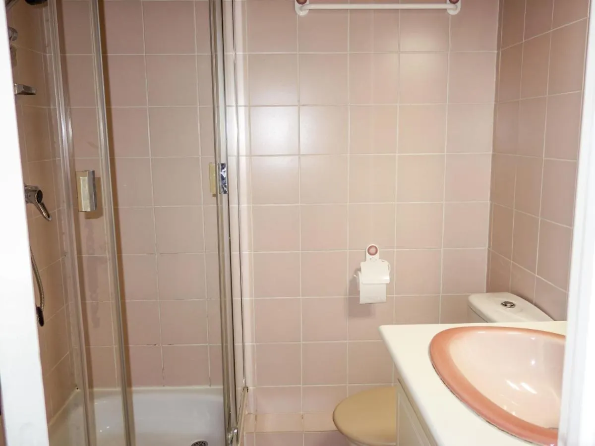 Apartment Chateau De La Madrague-7 Saint-Cyr-sur-Mer 0*,  France